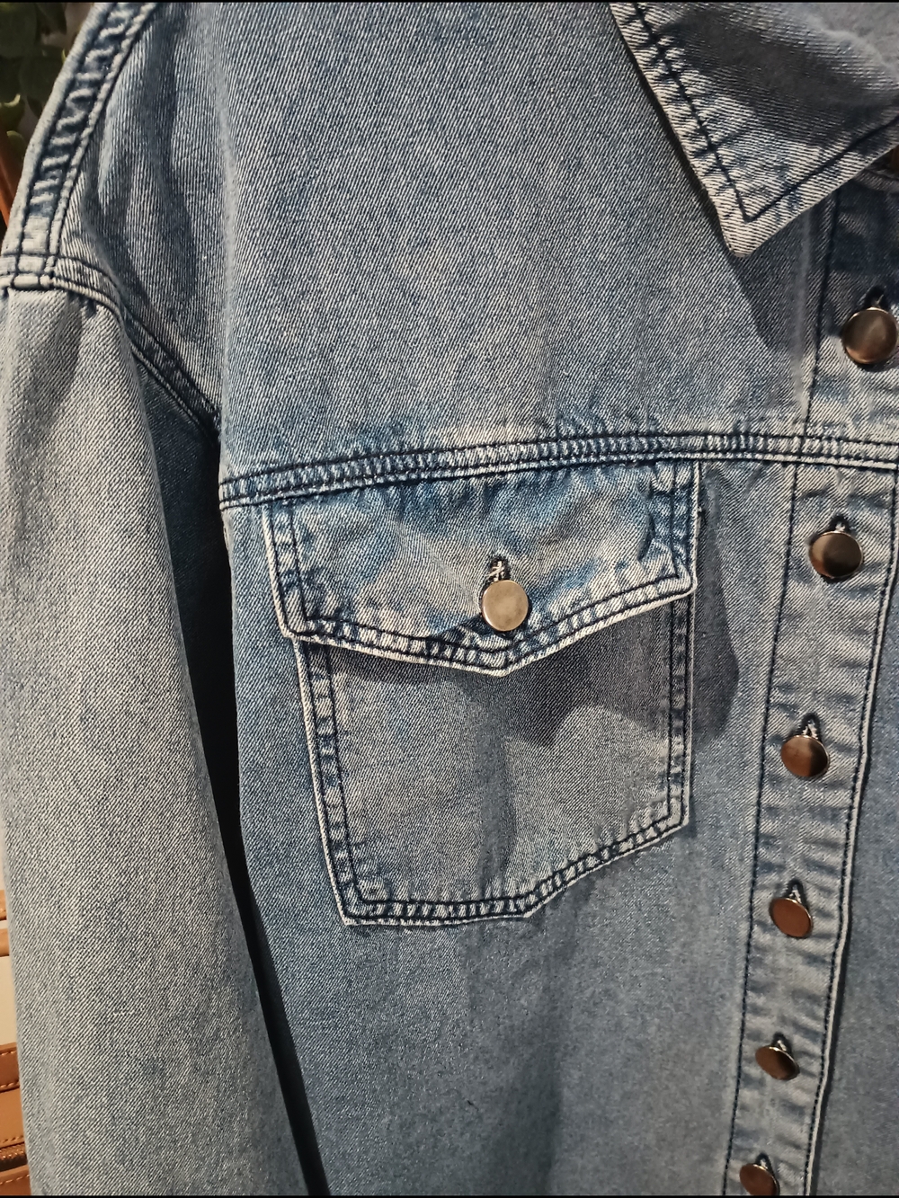 Denim Button-Up Tunic Shirt - Light Blue Side Pockets Raw Hem L - Picture 2 of 10
